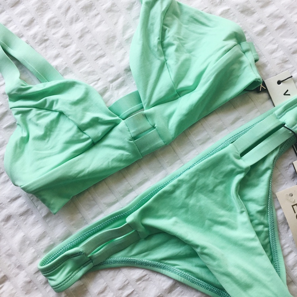 VITAMIN A Ice Green EcoLux Bikini Set, S