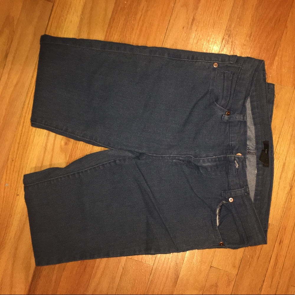 FOREVER 21 comfort stretchy jeans