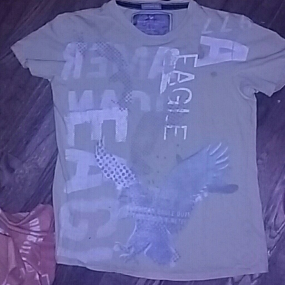 American Eagle vintage tee