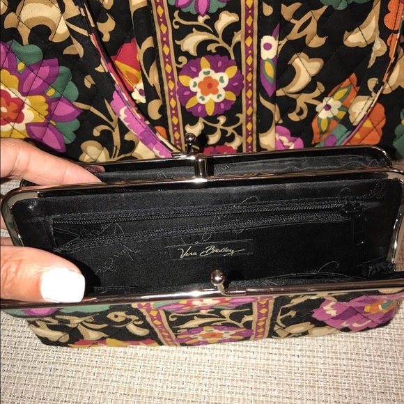 Vera Bundle Eloise and Wallet in Retired Suzani 💜 - Picture 2 of 8