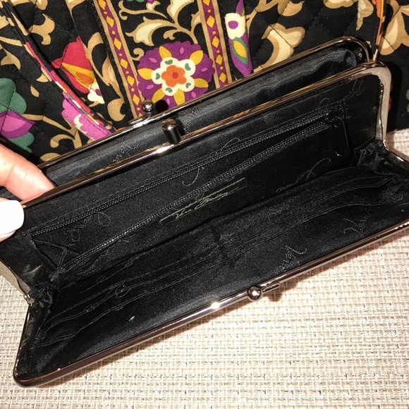 Vera Bundle Eloise and Wallet in Retired Suzani 💜 - Picture 3 of 8