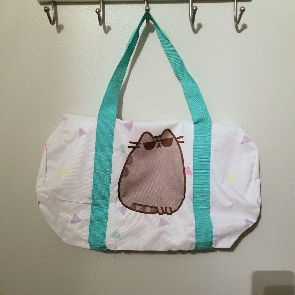 Pusheen duffel bag
