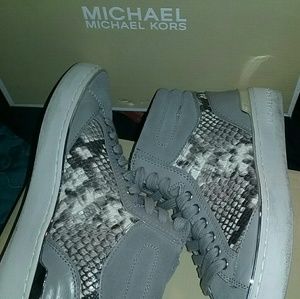 Authentic mk python print sneakers