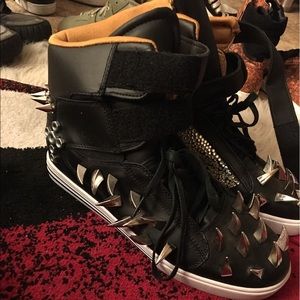 Men Supra sneakers