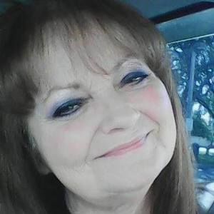 Meet your Posher, Debra