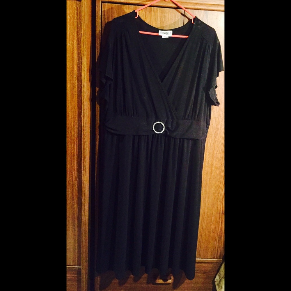 Periwinkle Wrap Dress (black)