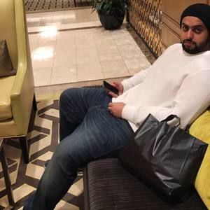 Meet your Posher, Ahmed