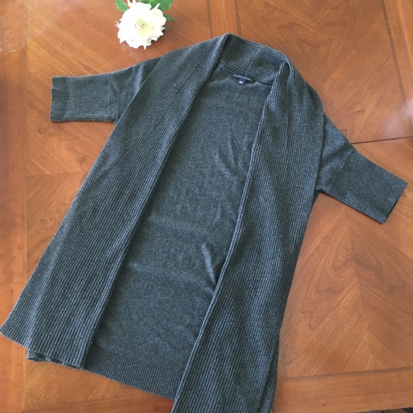 Banana Republic Sweaters - Banana republic gray short sleeve long sweater
