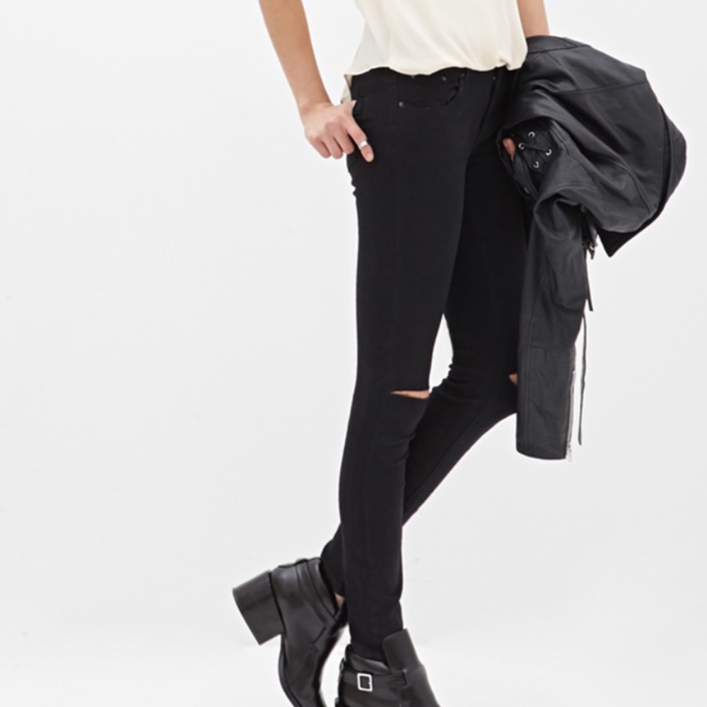 FINAL SALE🔴LAST CHANCE SUPER SKINY BLACK JEANS