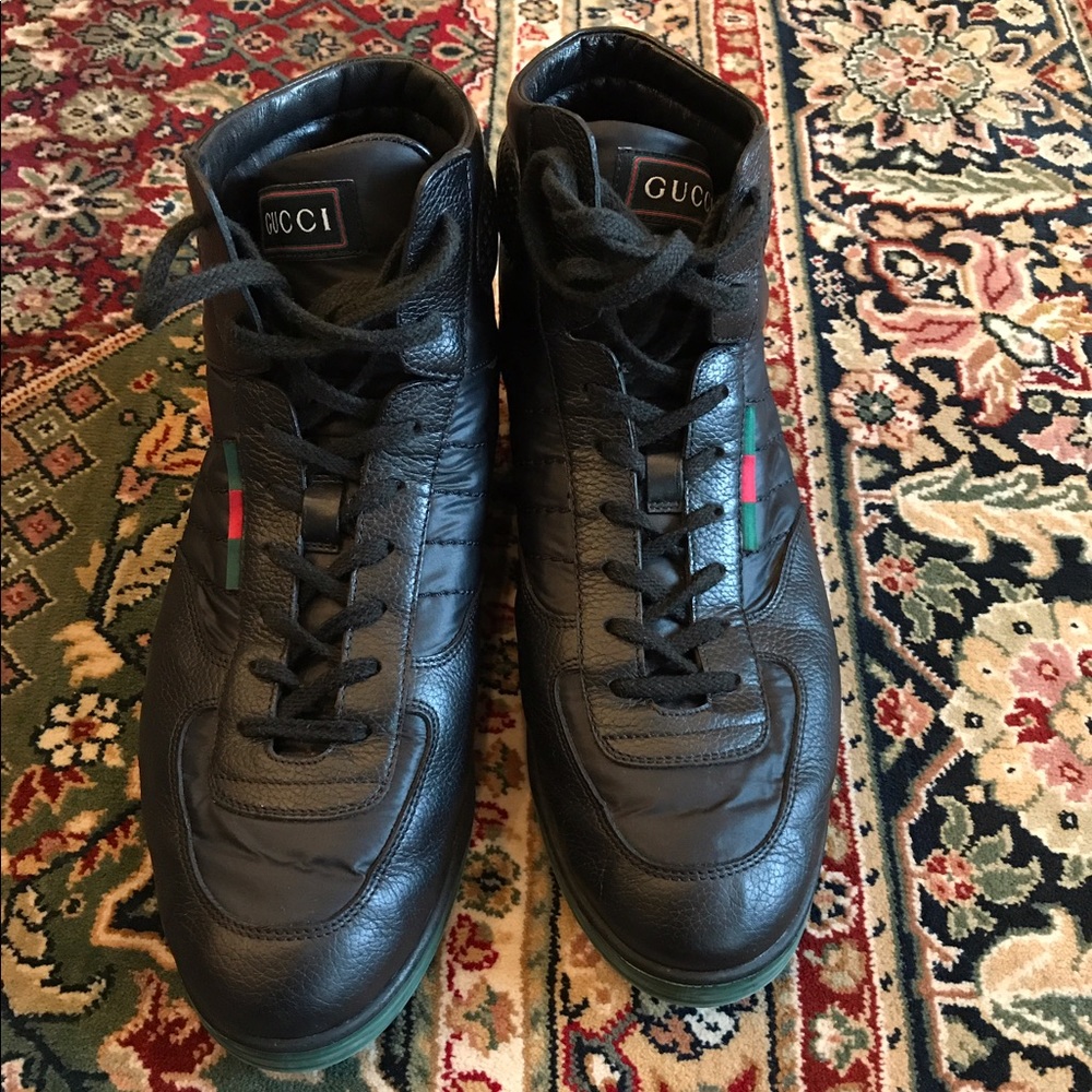 Men's Gucci shoes size 10