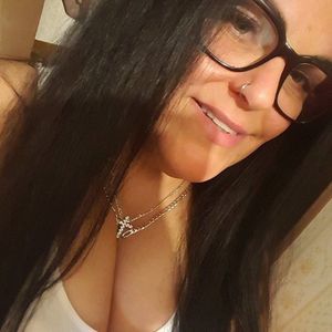 Meet your Posher, Nikki