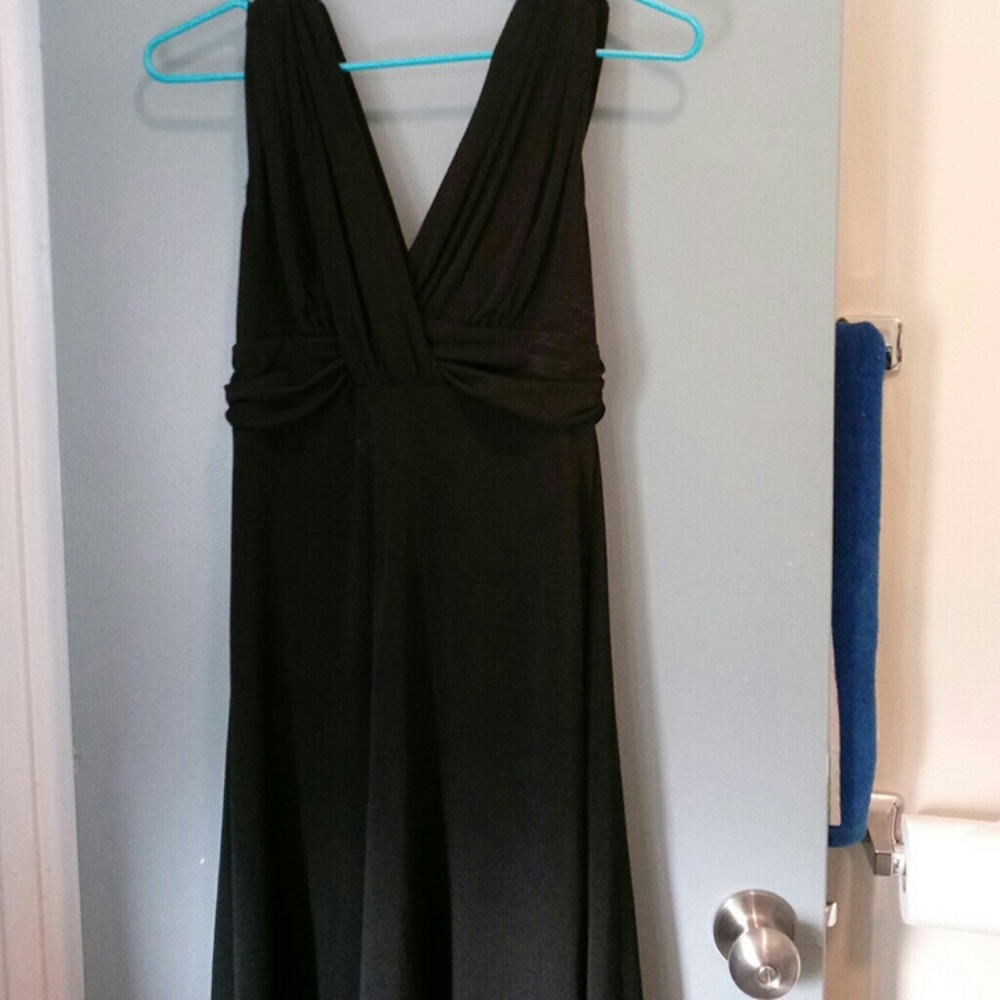 Sexy black sleeveless dress