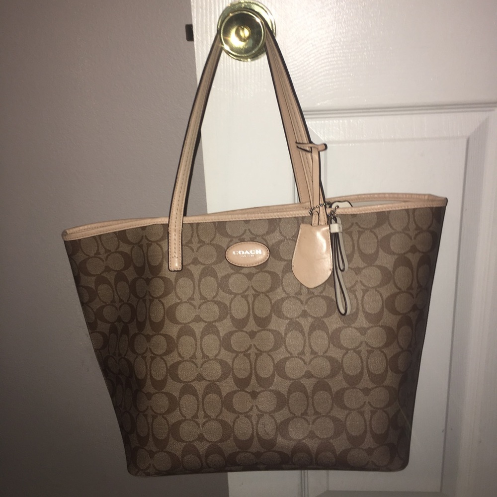Coach signature canvas taxi tote
