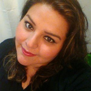 Meet your Posher, Cynthia