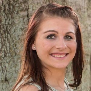 Meet your Posher, Ana