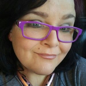 Meet your Posher, Lori