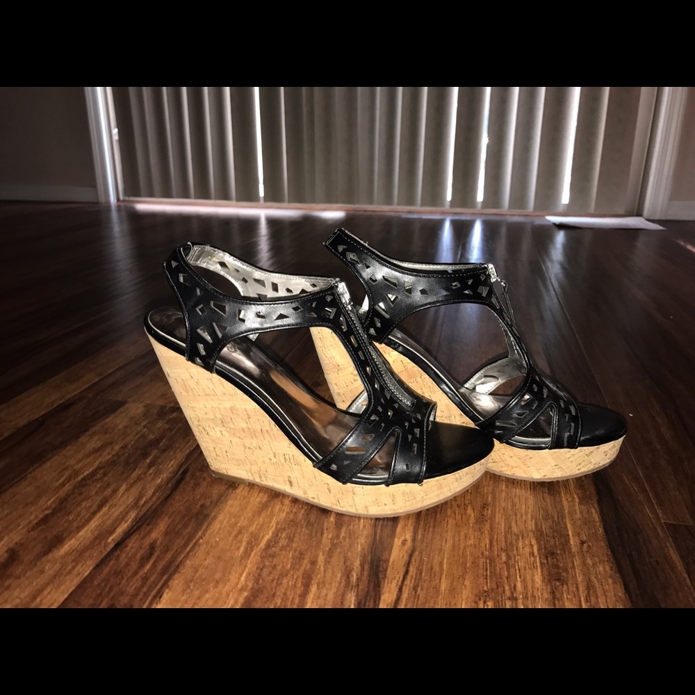 Carlos Santana Black Wedge Heels