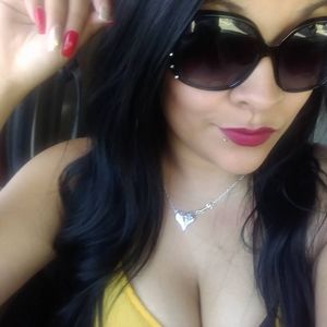 Meet your Posher, Analydia