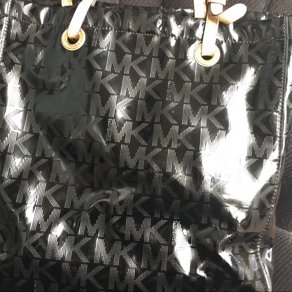 Black original MK bag 💎 HUGE PRICE DROP  💎 - Picture 1 of 3