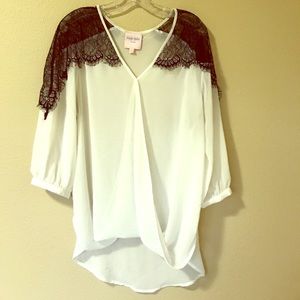 Ivory sheer top/lace shoulders Romeo & Juliet