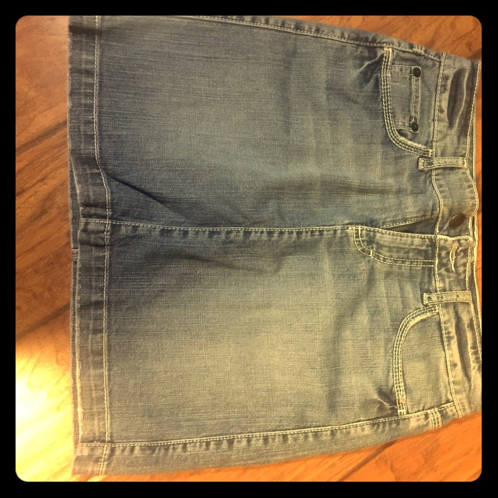 Tommy Hilfiger skirt