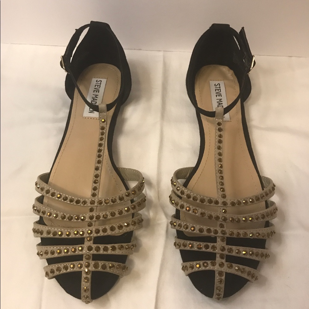 Steve Madden Flats beige and black w/ rhinestones
