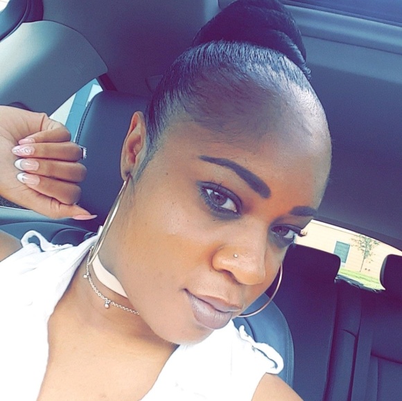 Meet your Posher, Shamika - Picture 1 of 1