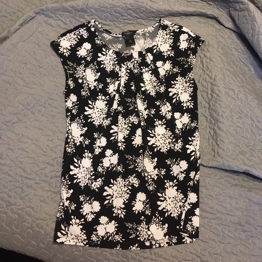 Ann Taylor Black and White floral top.