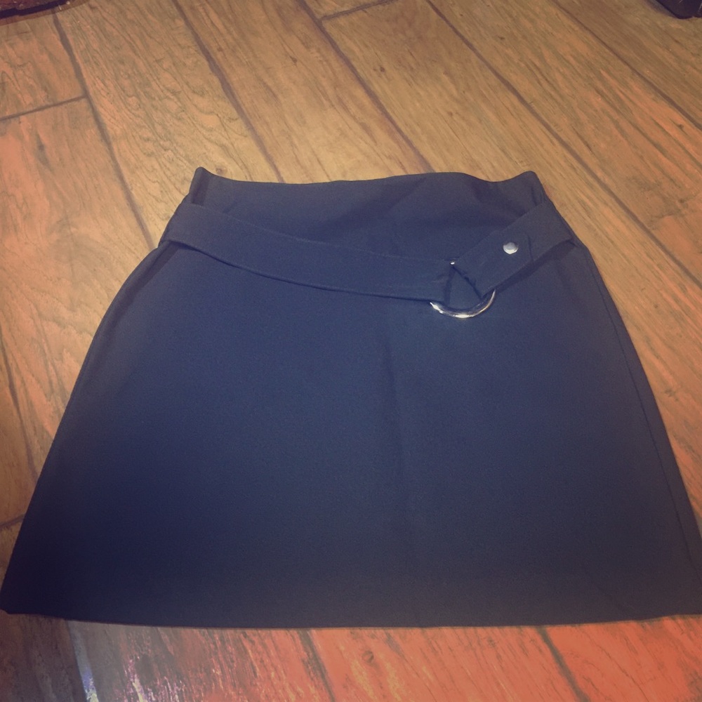 Black Cache mini skirt
