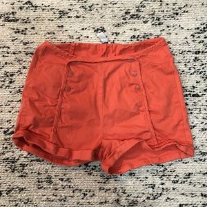 🌟Button down. High waisted shorts🌟