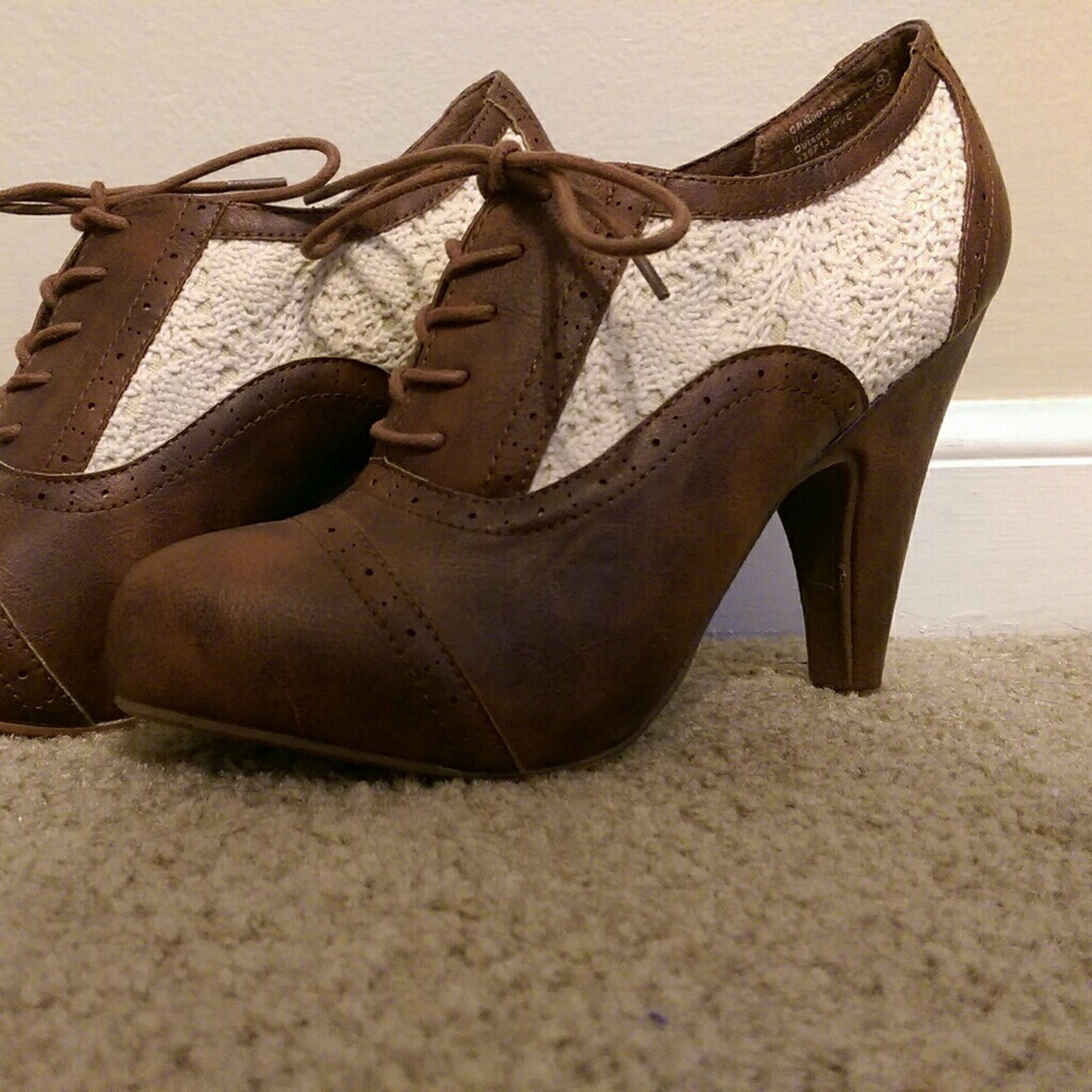 Lace Up Heeled Booty