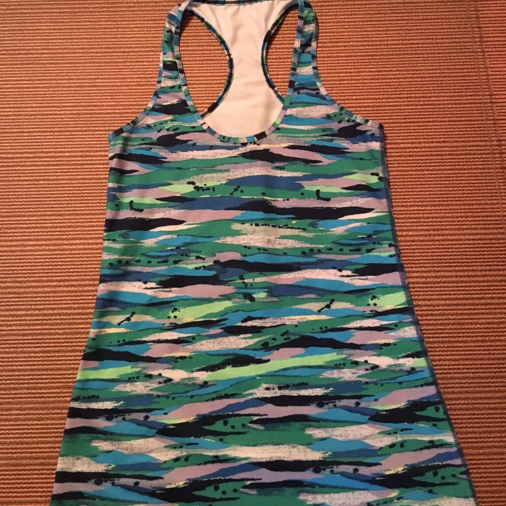 Lululemon racerback tank size 6
