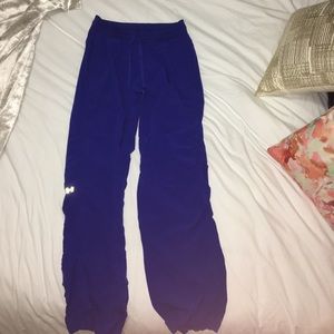 Under Armour swish pants