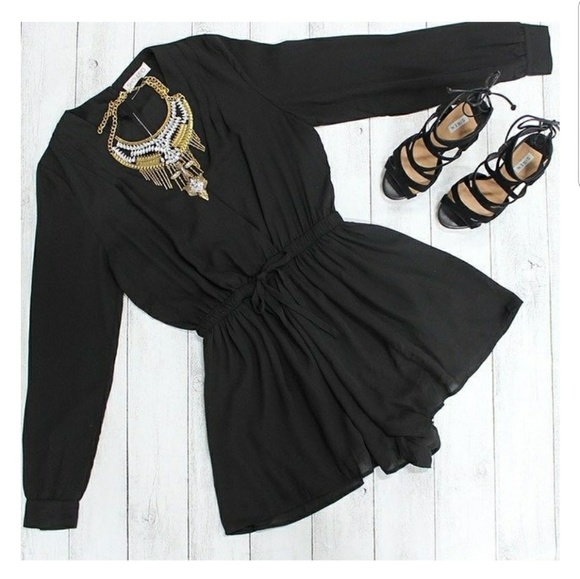 🎇Long Sleeve V Neck Romper | Black - Picture 2 of 3