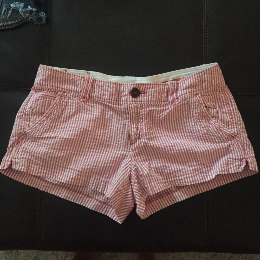 American eagle pink n white striped shorts