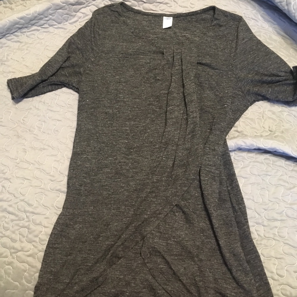 Old navy maternity shirt
