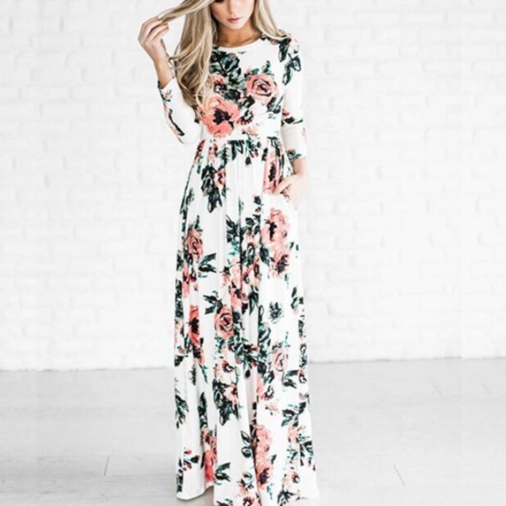 ✨LAST ONE!✨ Gorg Floral Empire Maxi - Picture 3 of 4