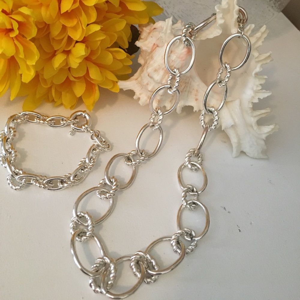 NWOT. Chaps Rope Necklace and Bracelet Set