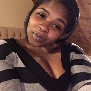 Meet your Posher, Whitney