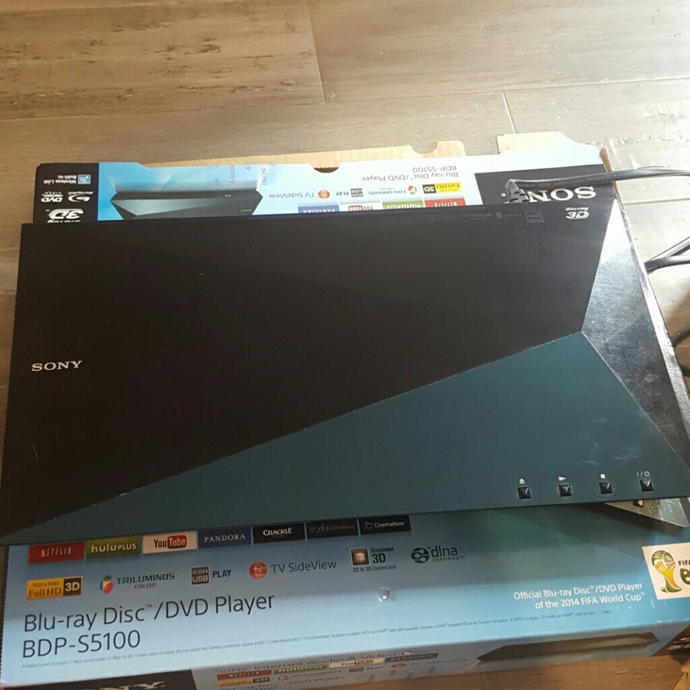 Sony Blu-ray disc / dvd player