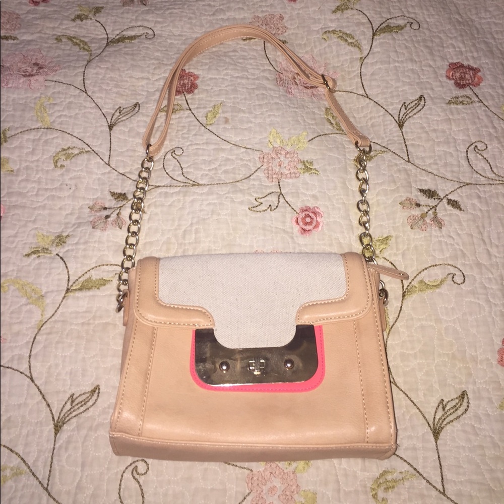 Beige/Pink Purse