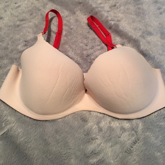 Angels Secret Embrace - Picture 2 of 7