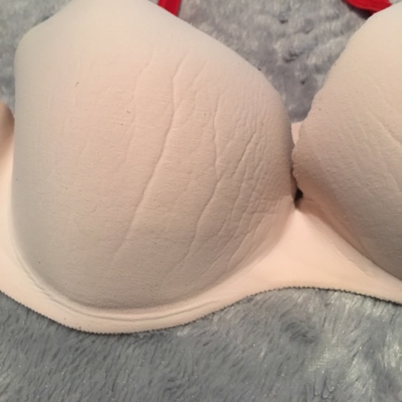 Angels Secret Embrace - Picture 4 of 7