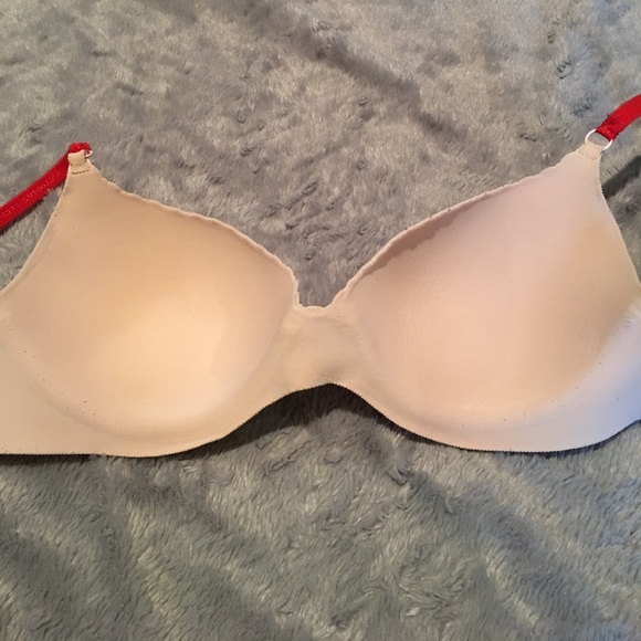 Angels Secret Embrace - Picture 5 of 7