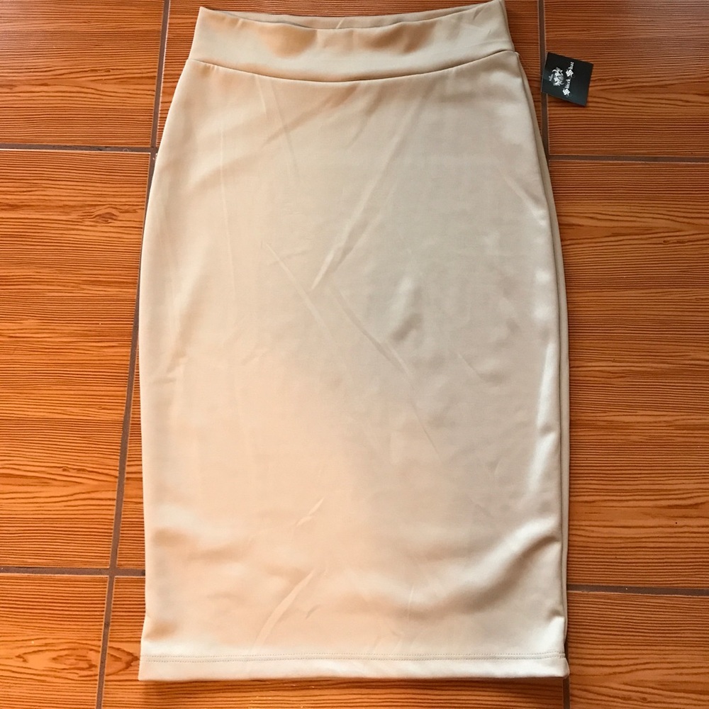 MIDI skirt