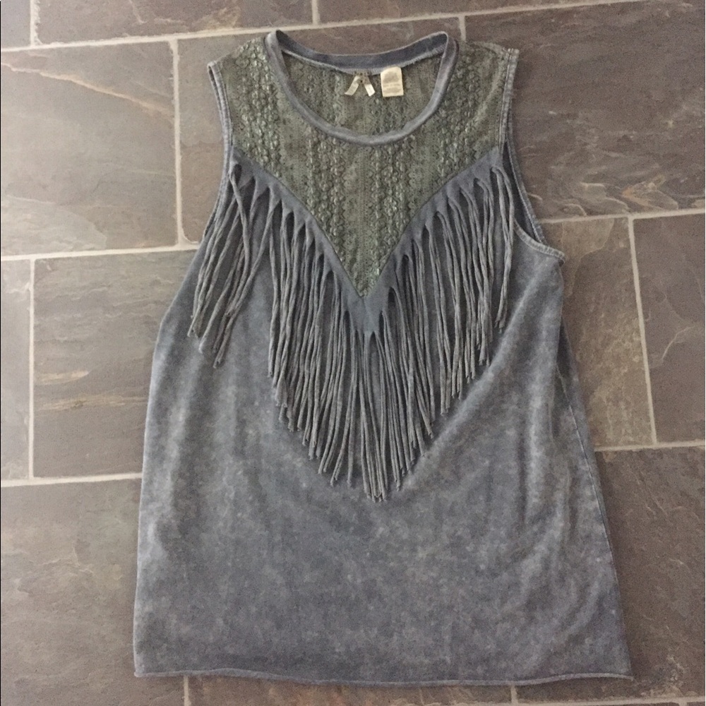 Gimmicks lace and fringe sleeveless top