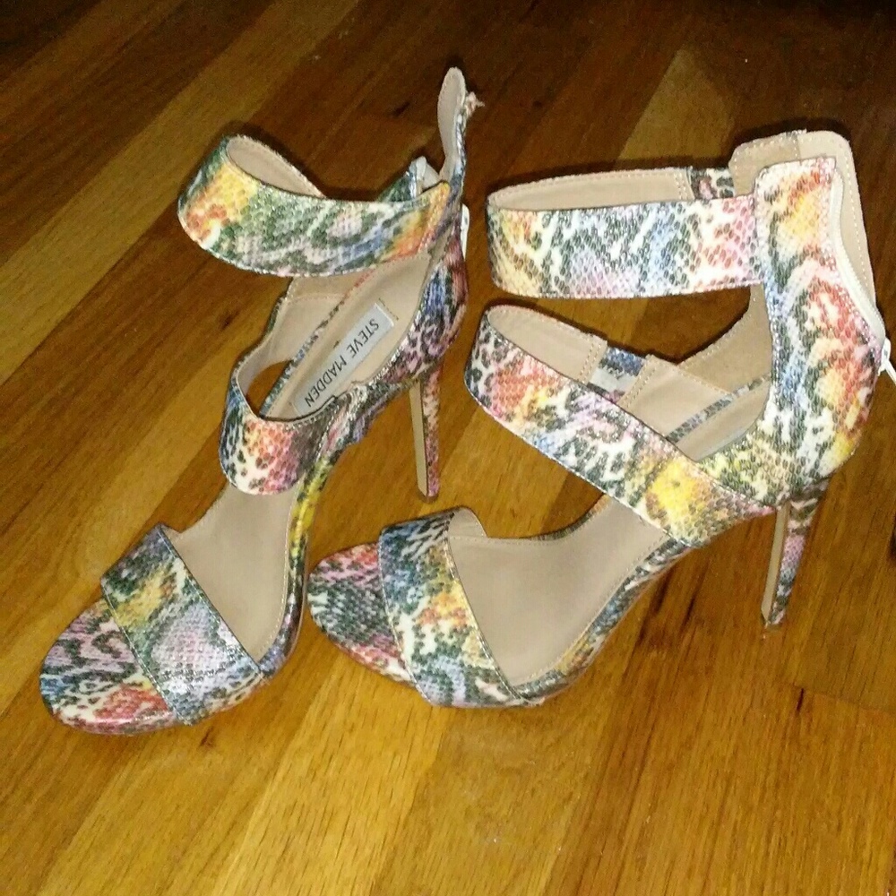 Shoes - Picture 2 of 2
