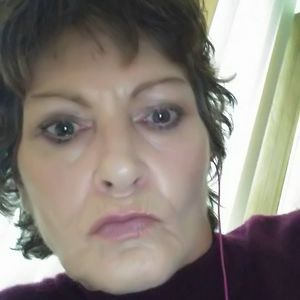 Meet your Posher, Cynthia