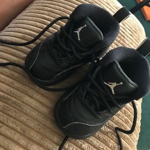 Jordan 12's