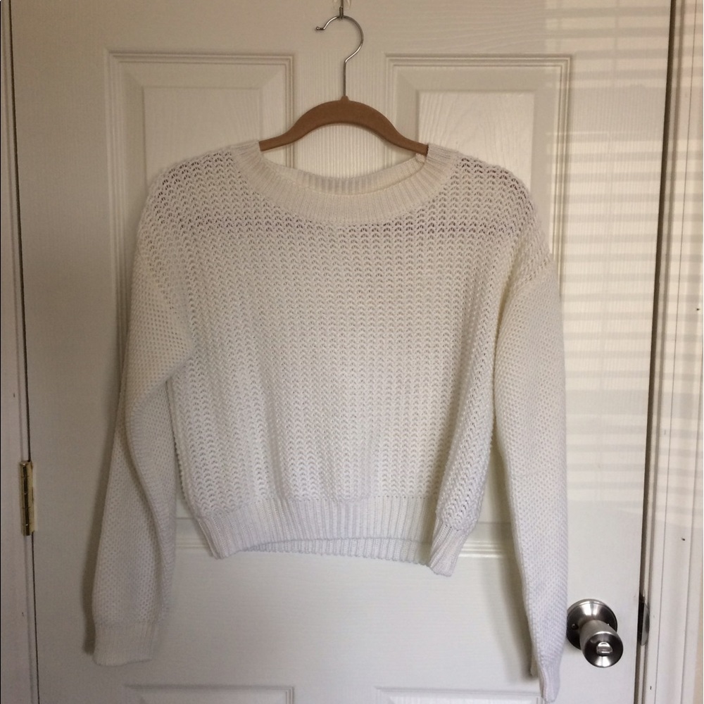 Crop top sweater